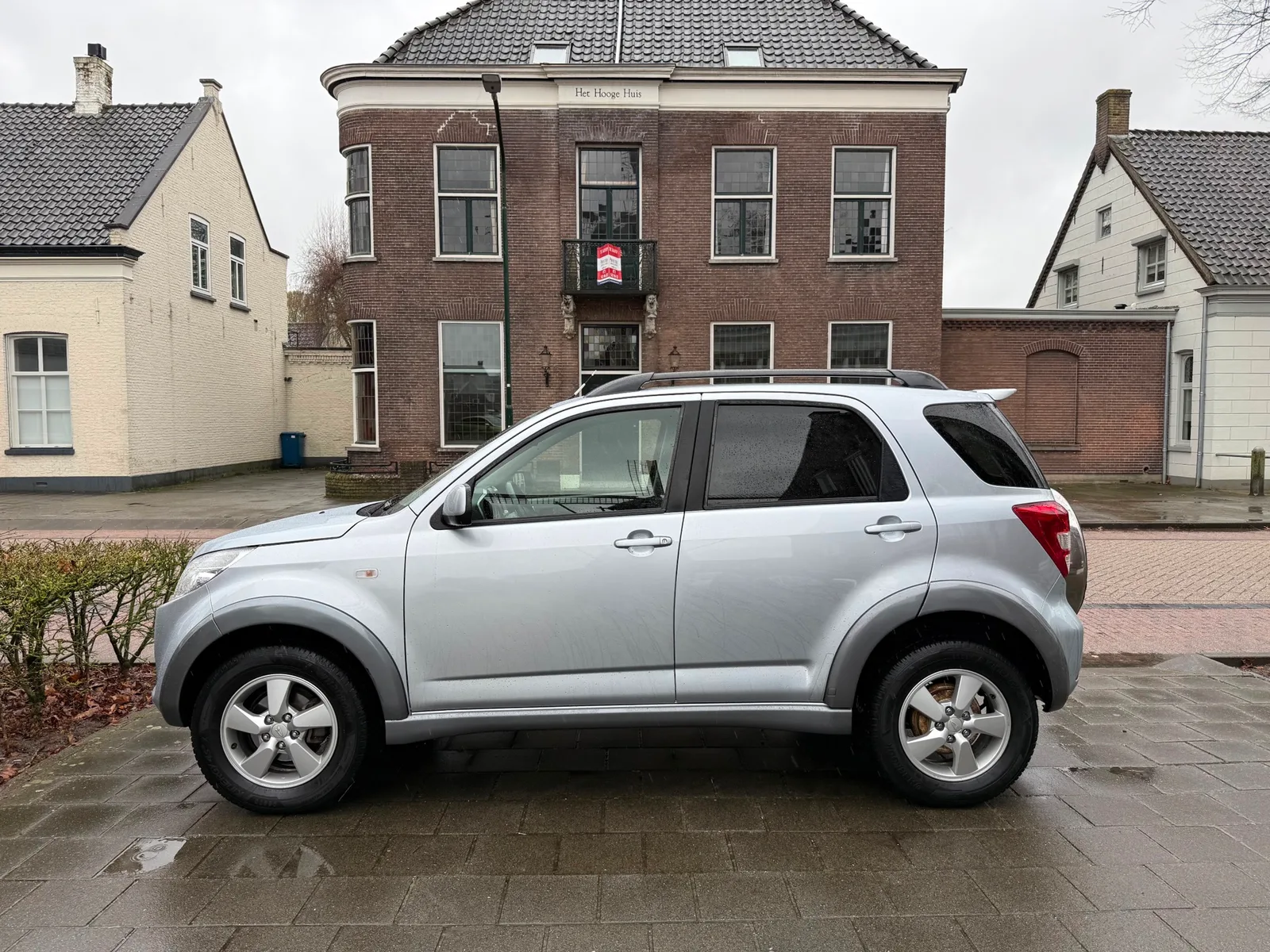 Daihatsu Terios (2009) — foto 1