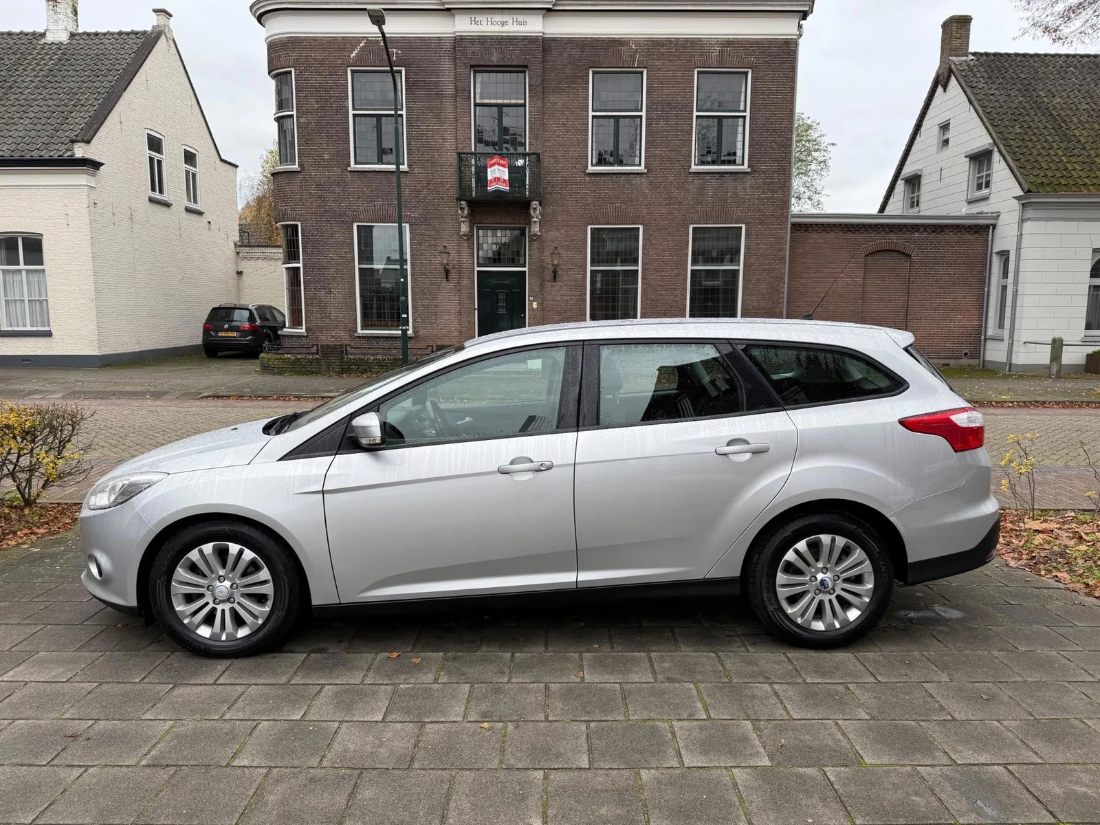 Ford Focus (2012) — foto 1