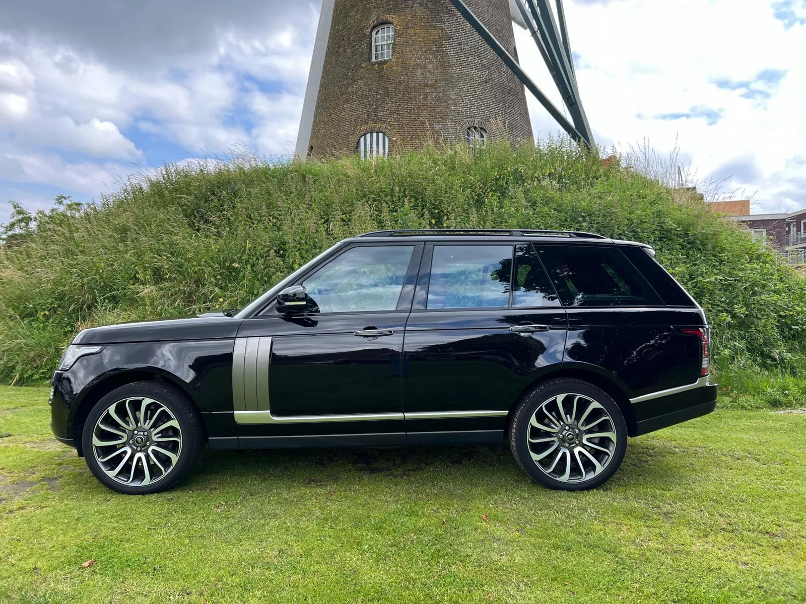 Land Rover Range Rover (2013) — foto 1