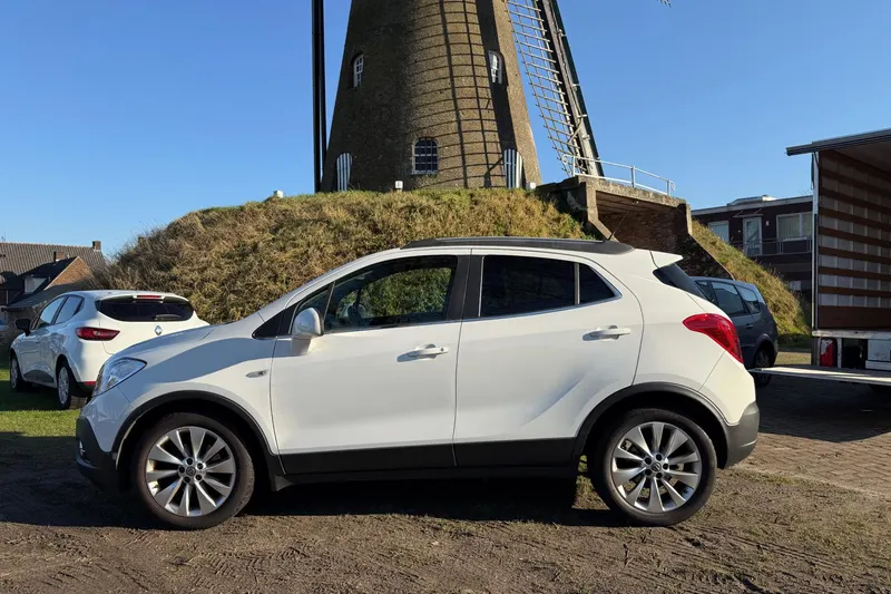 Opel Mokka (2015)