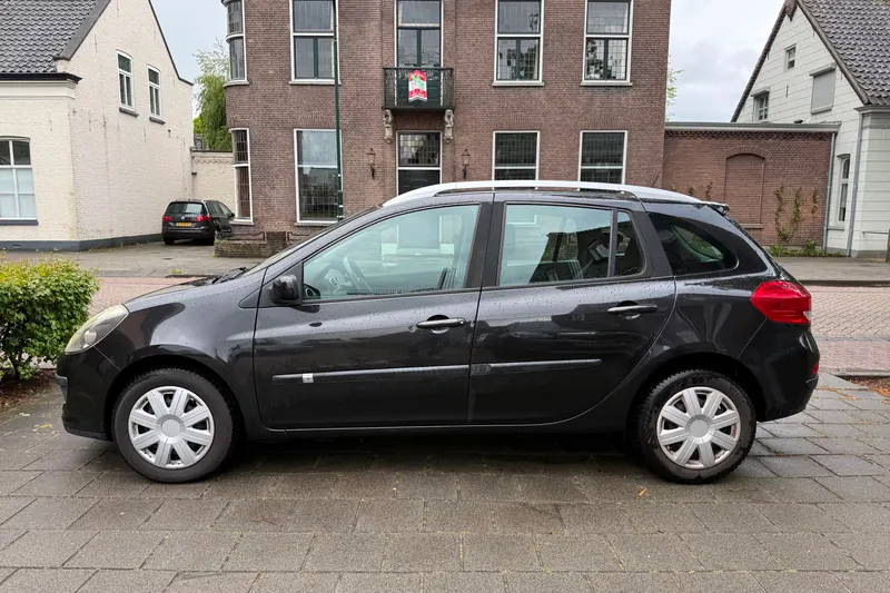 Renault Clio (2009)