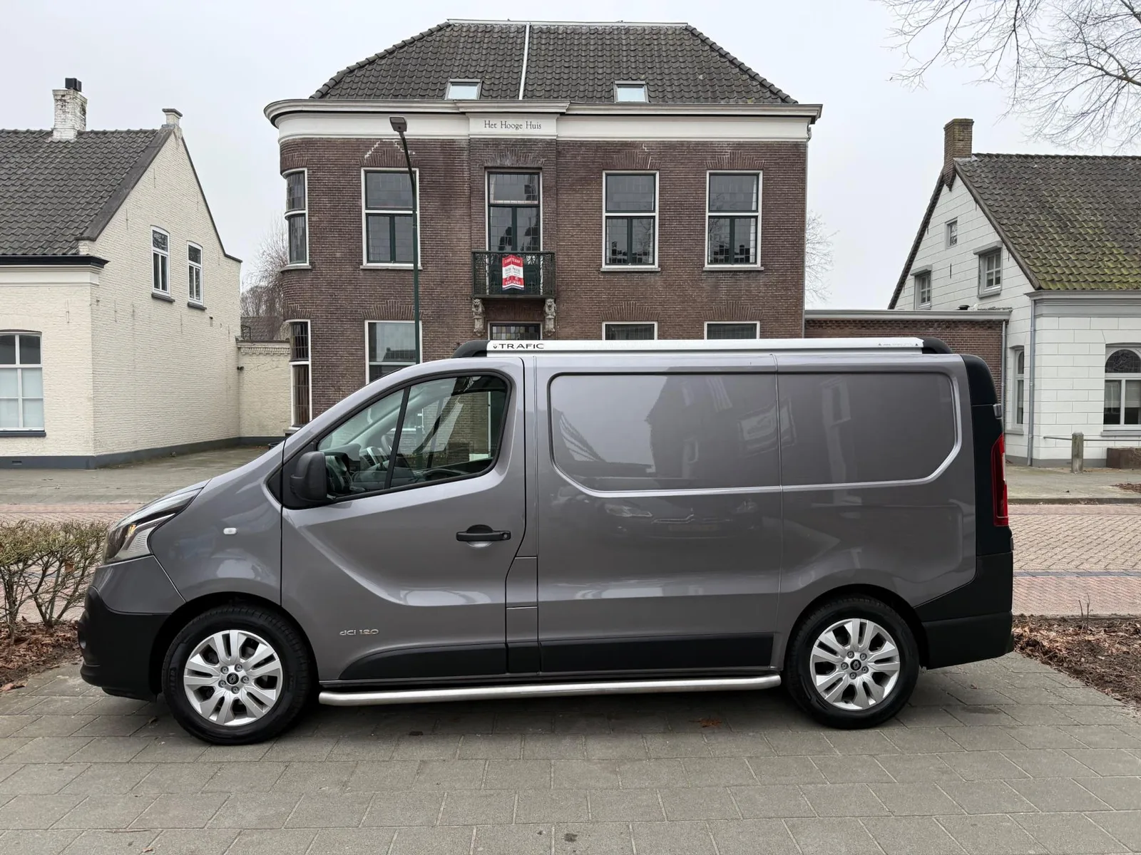 Renault Trafic (2016) — foto 1