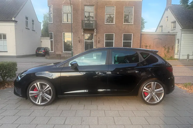 SEAT Leon (2015)