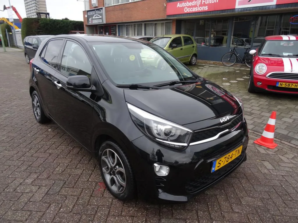 Kia Picanto (2023) — foto 1