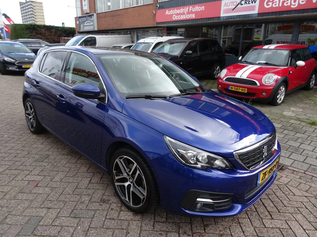 Peugeot 308 (2019) — foto 1
