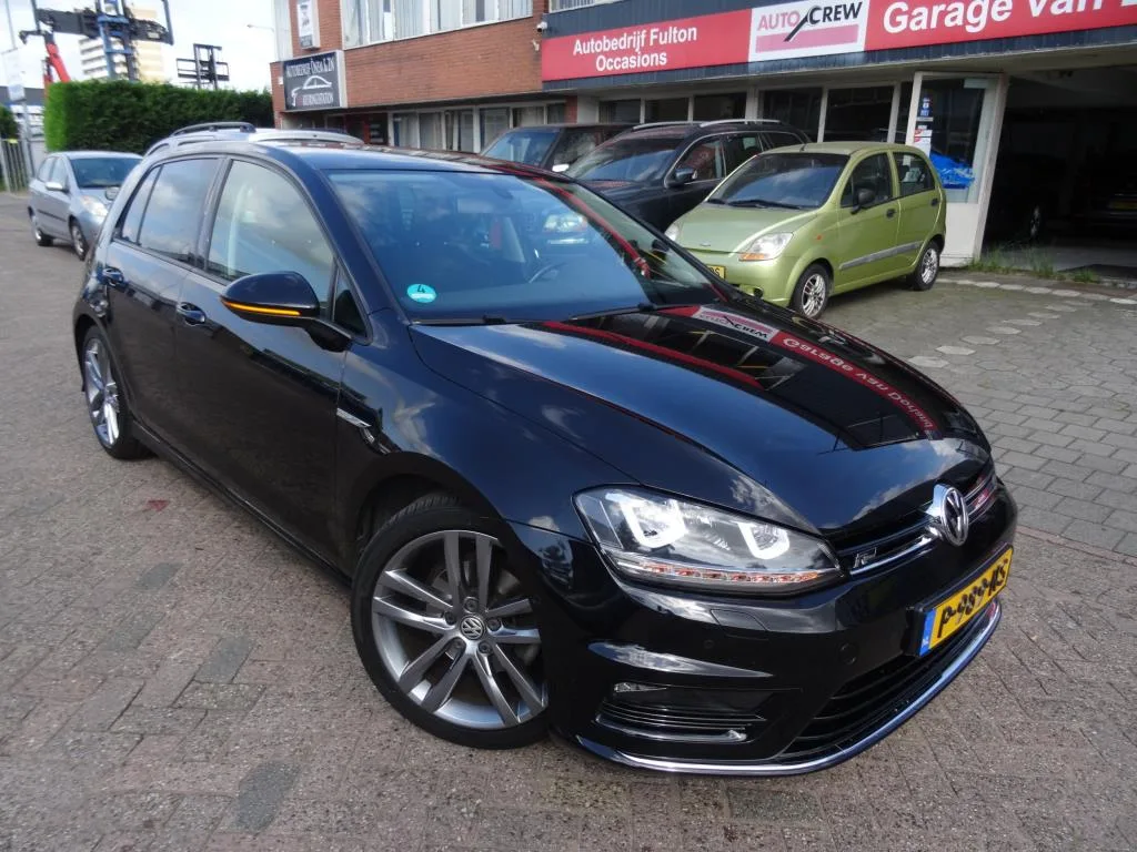 Volkswagen Golf (2014) — foto 1