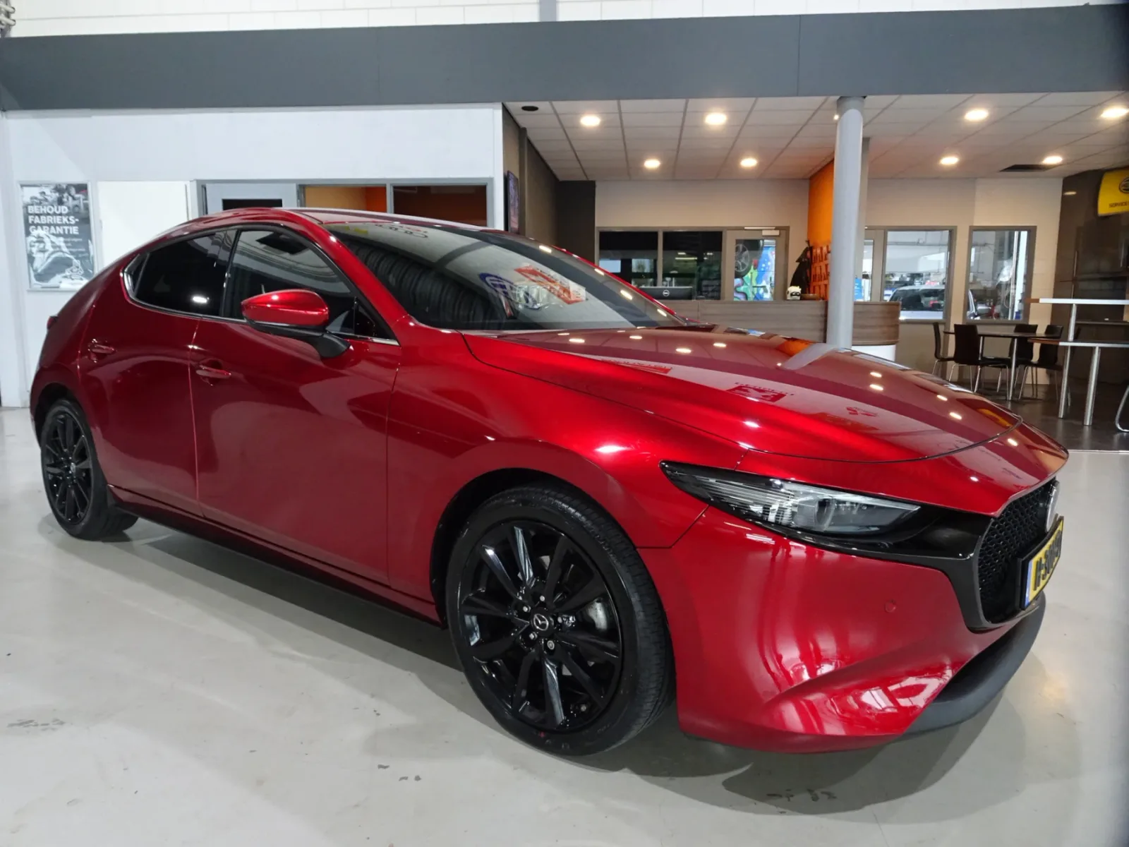 Mazda 3 (2020) — foto 1