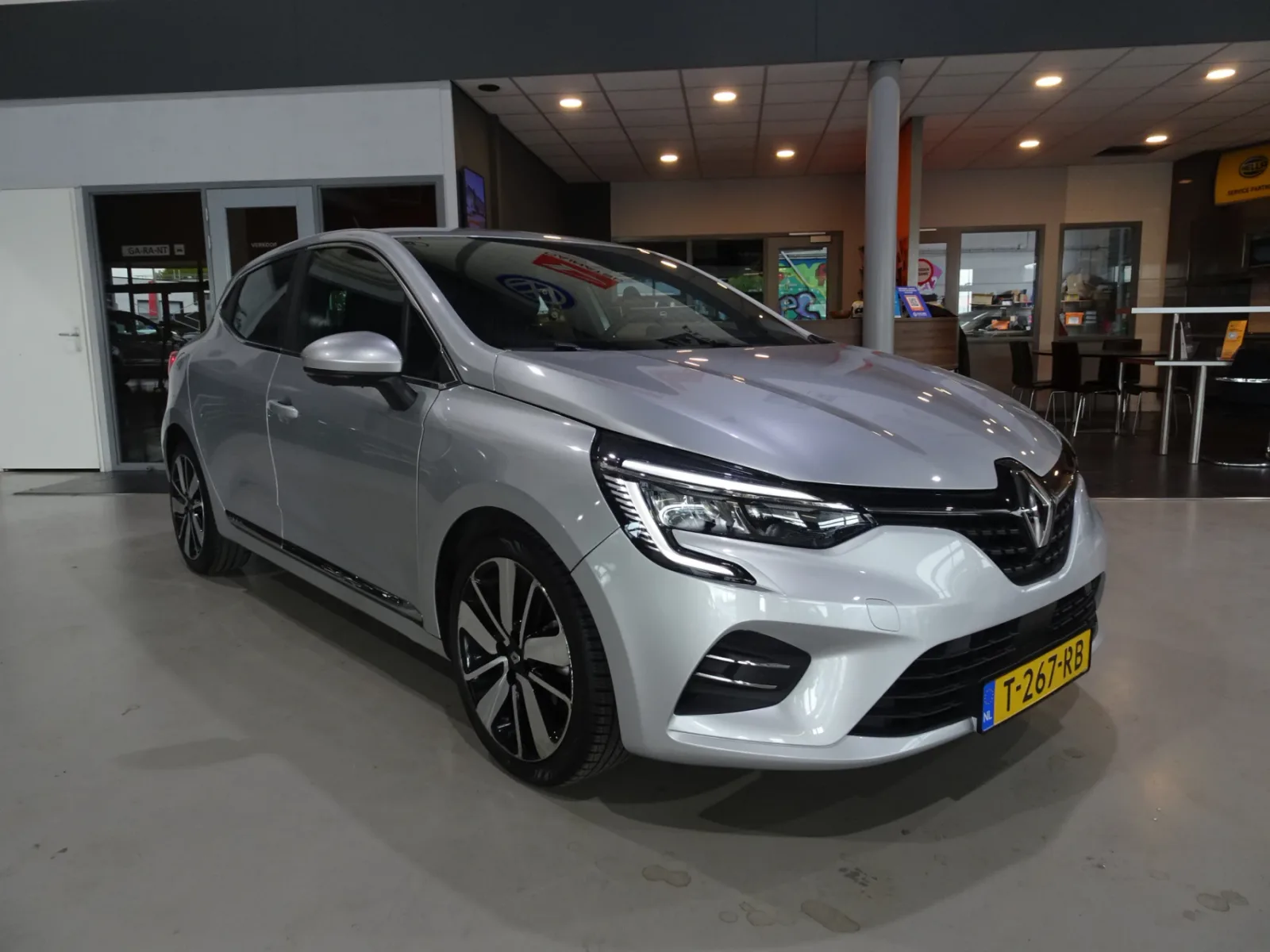 Renault Clio (2022) — foto 1