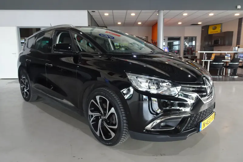 Renault Grand Scénic (2022)
