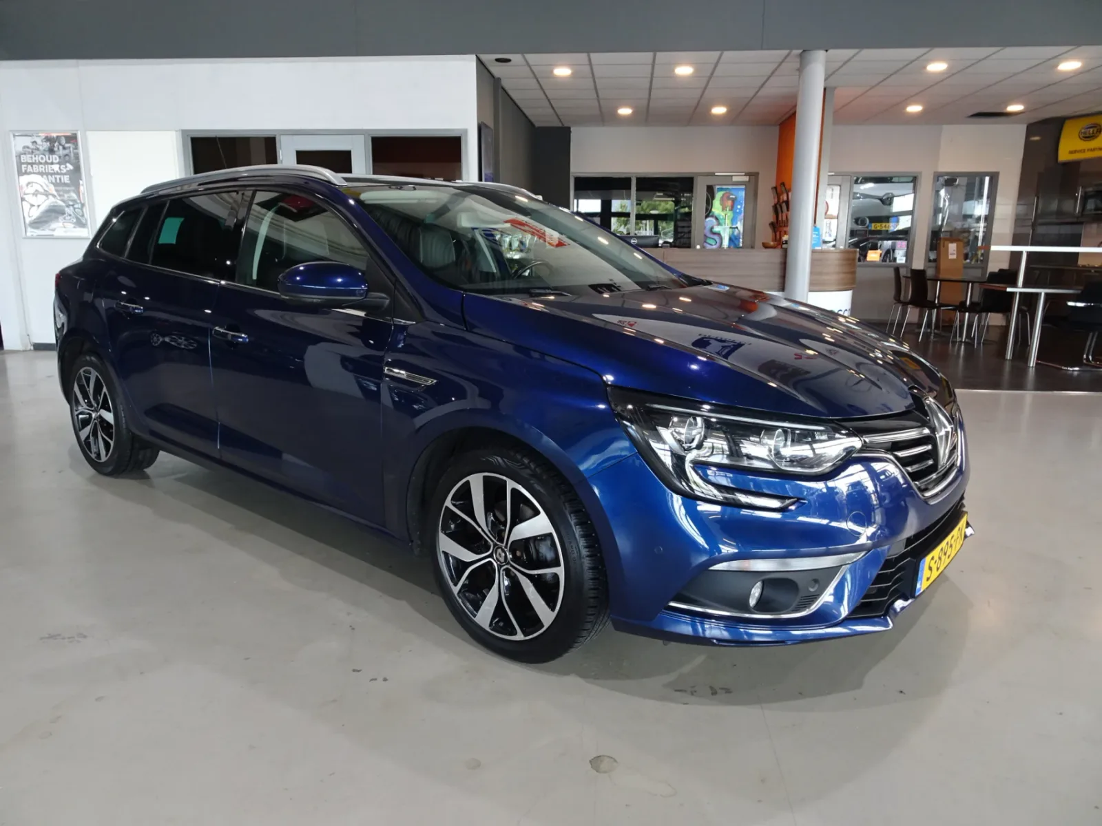 Renault Mégane (2018) — foto 1
