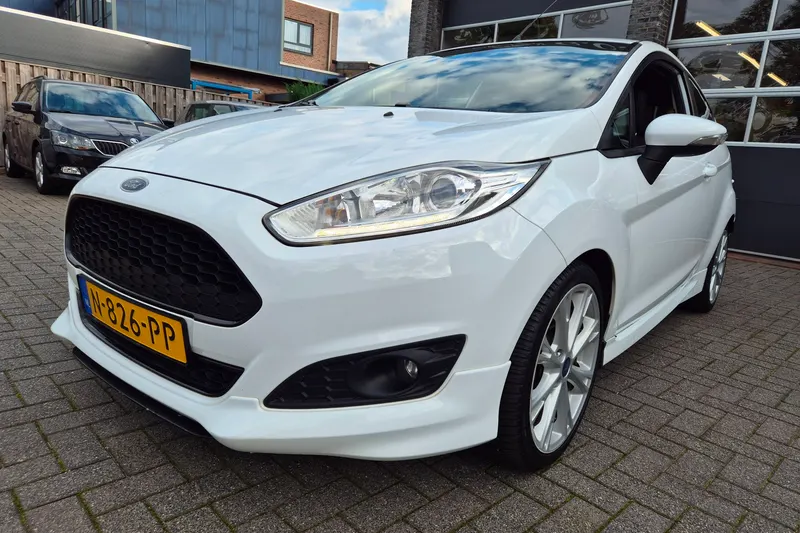 Ford Fiesta (2013)