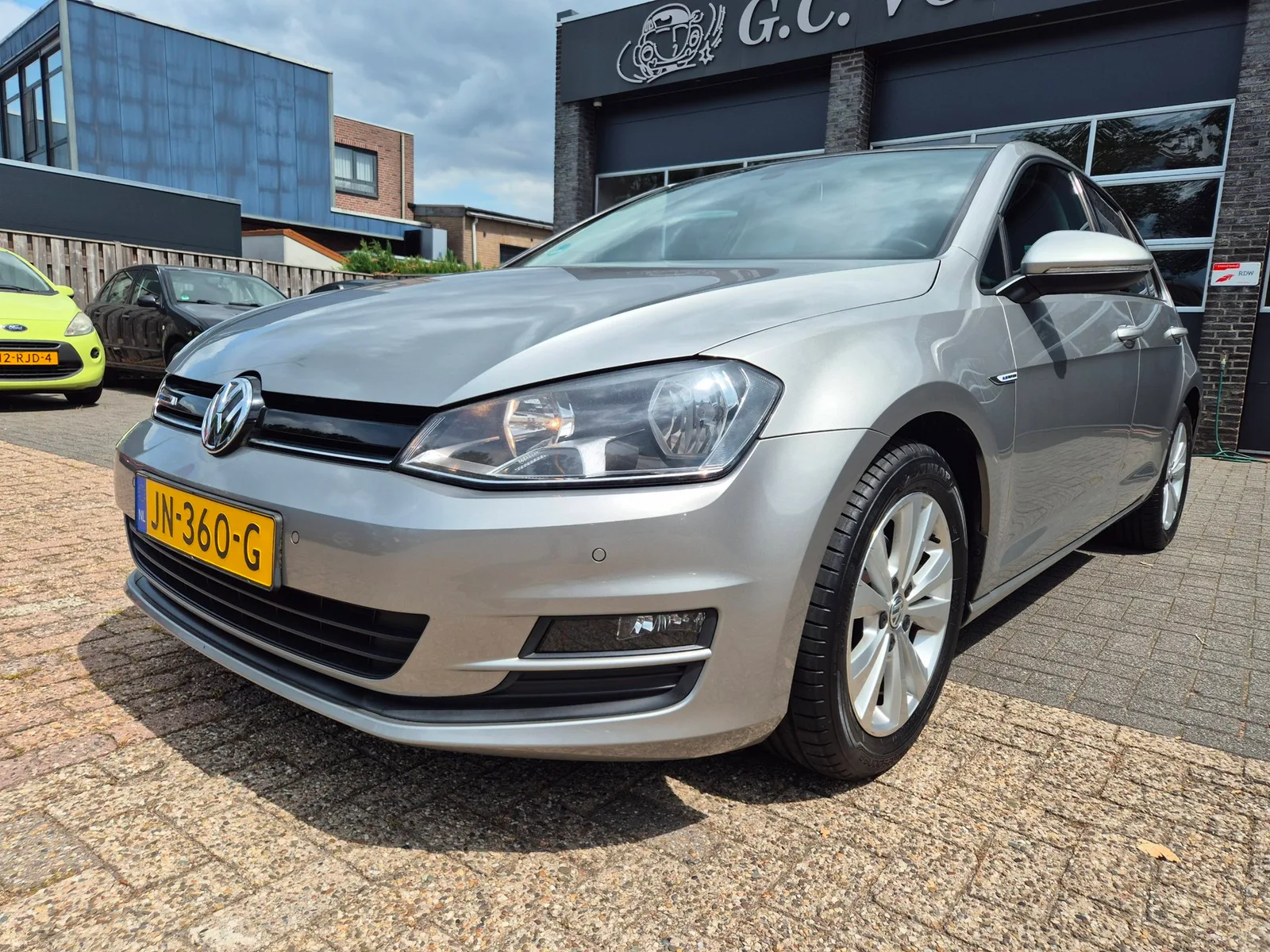Volkswagen Golf (2016) — foto 1