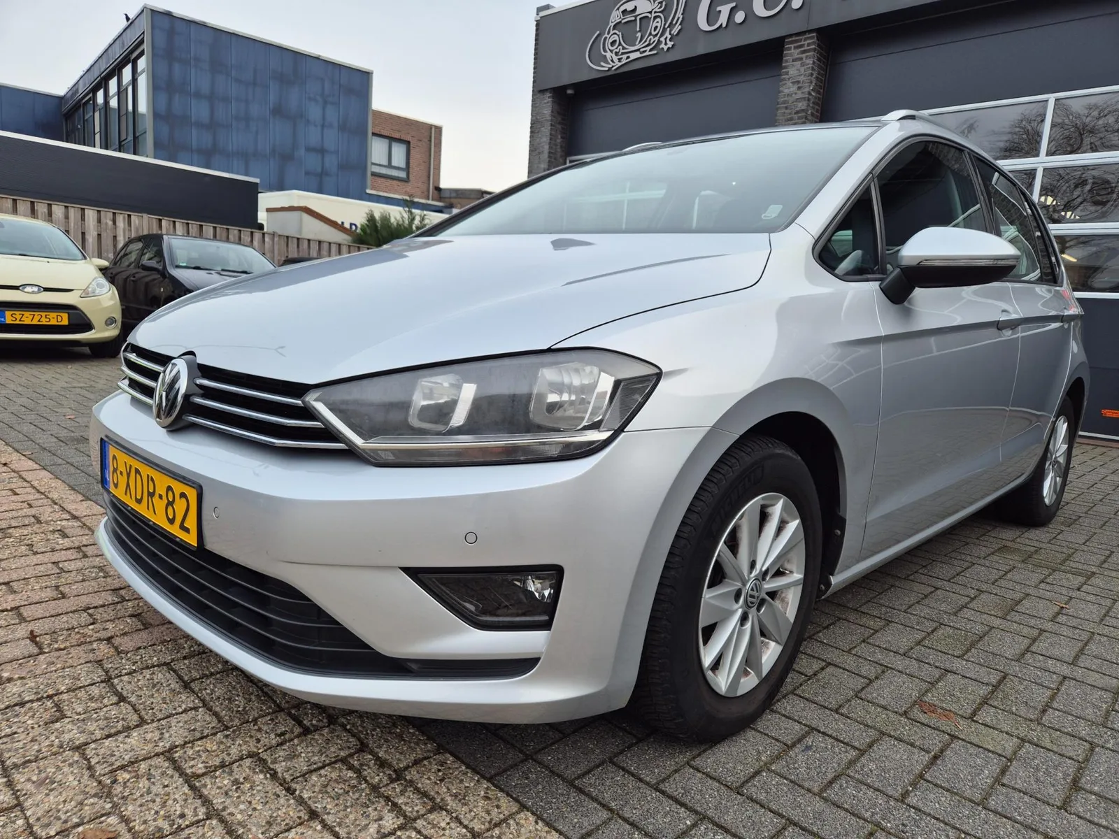 Volkswagen Golf Sportsvan (2014) — foto 1