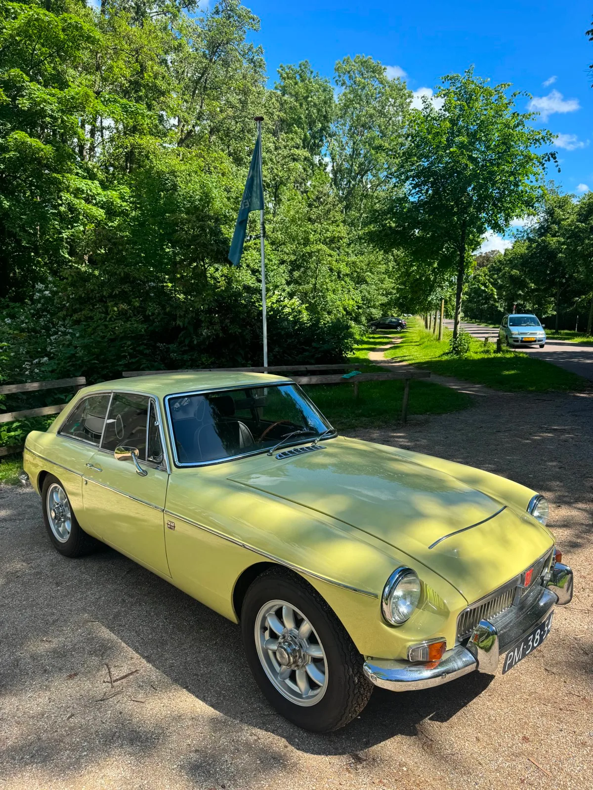 MG GT (1968) — foto 1