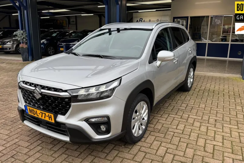 Suzuki S-Cross (2024)