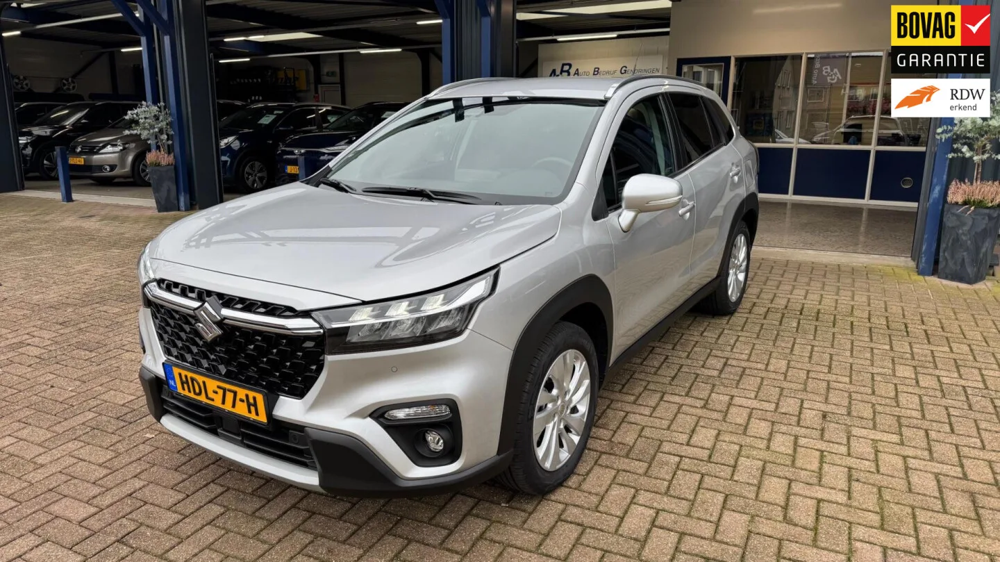 Suzuki S-Cross (2024) — foto 1