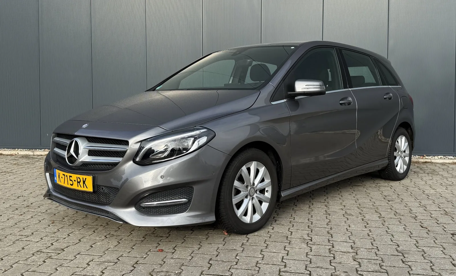 Mercedes-Benz B-Klasse (2015) — foto 1