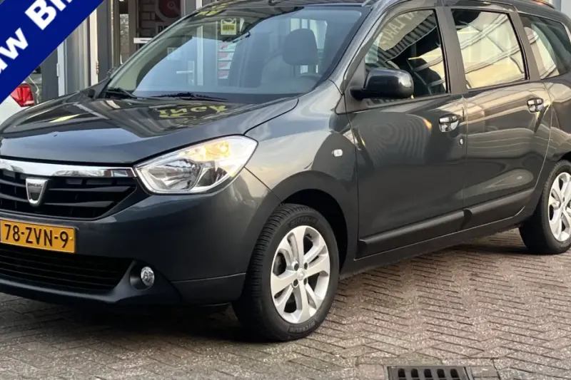 Dacia Lodgy (2013)