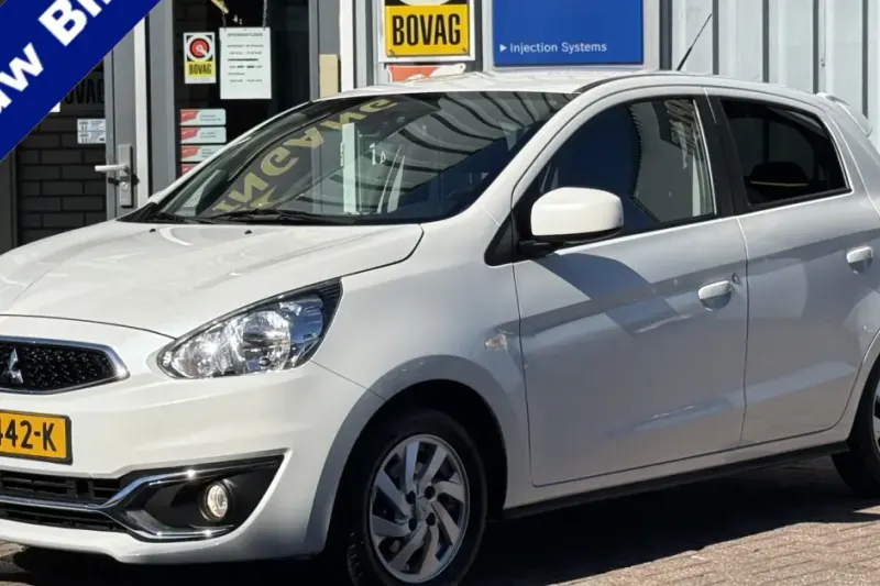 Mitsubishi Space (2017)
