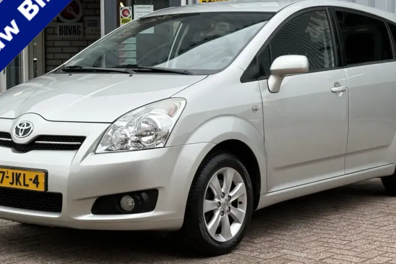 Toyota Verso (2009)