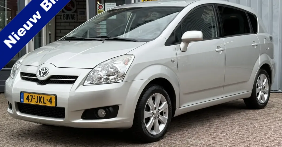 Toyota Verso (2009) — foto 1