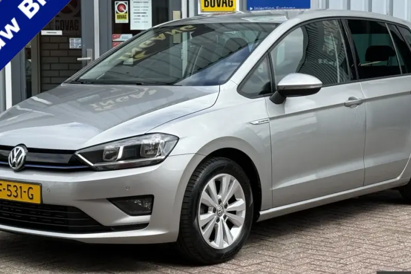 Volkswagen Golf (2016)