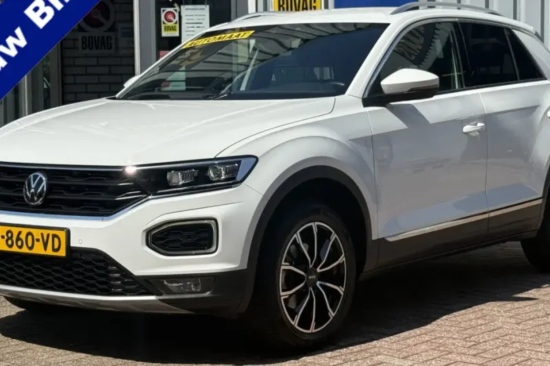 Volkswagen T-Roc (2022)