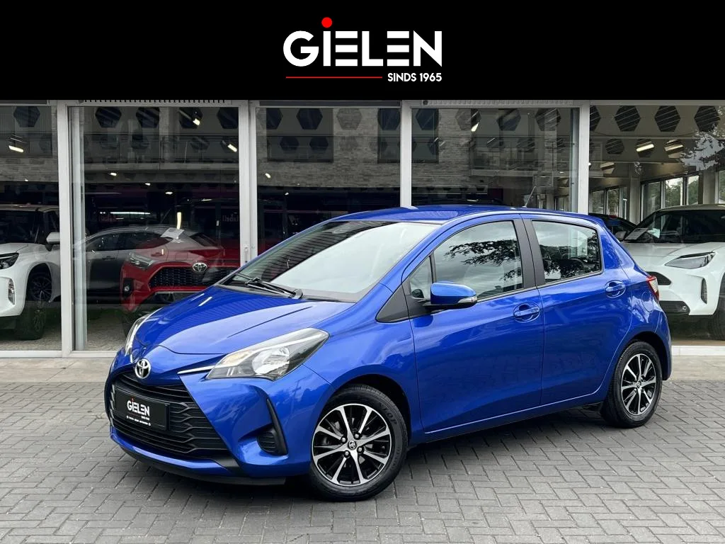 Toyota Yaris (2020) — foto 1