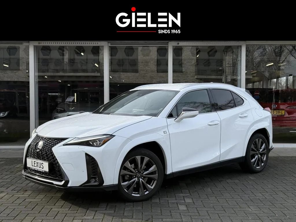 Lexus UX (2023) — foto 1