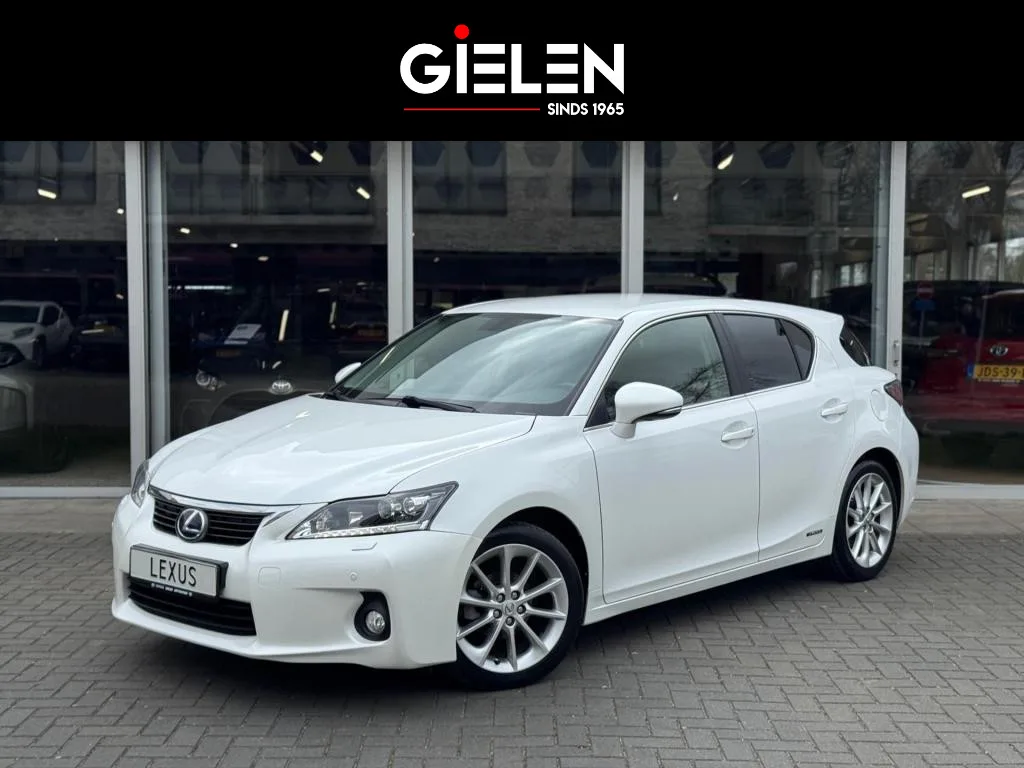 Lexus CT (2012) — foto 1