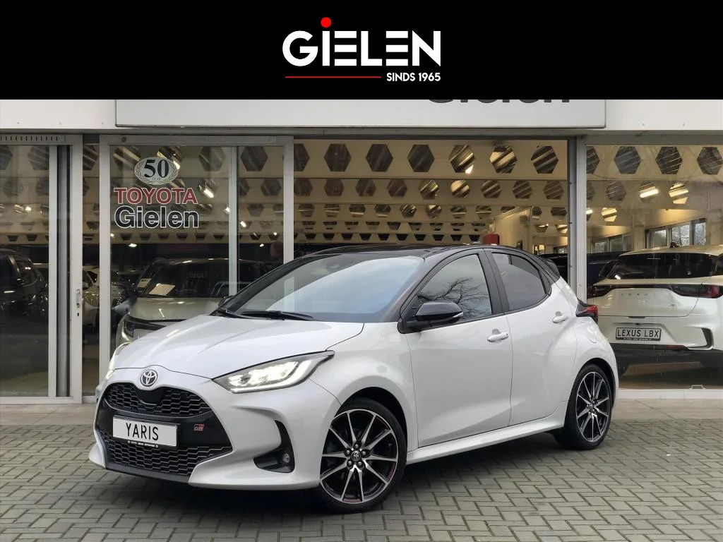 Toyota Yaris (2022) — foto 1