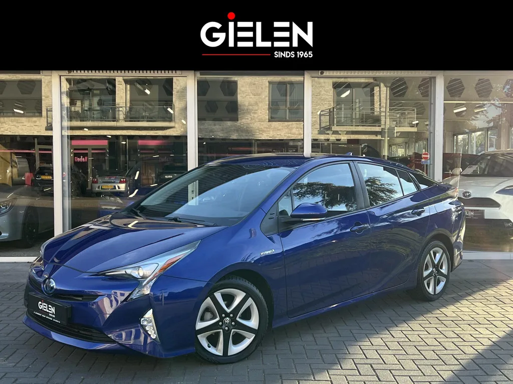Toyota Prius (2016) — foto 1