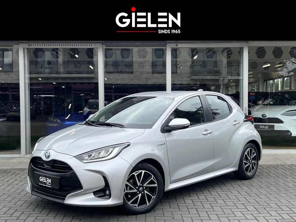 Toyota Yaris (2021) — foto 1