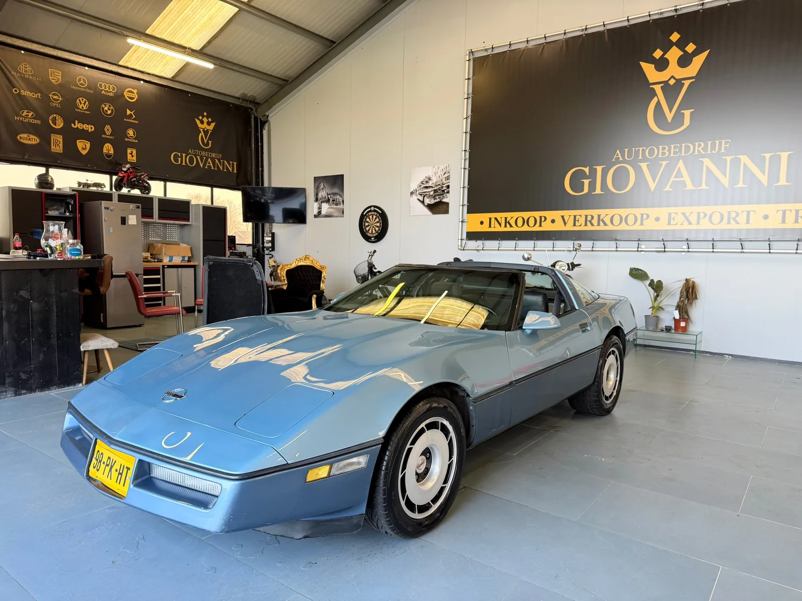 Chevrolet Corvette (1984) — foto 1
