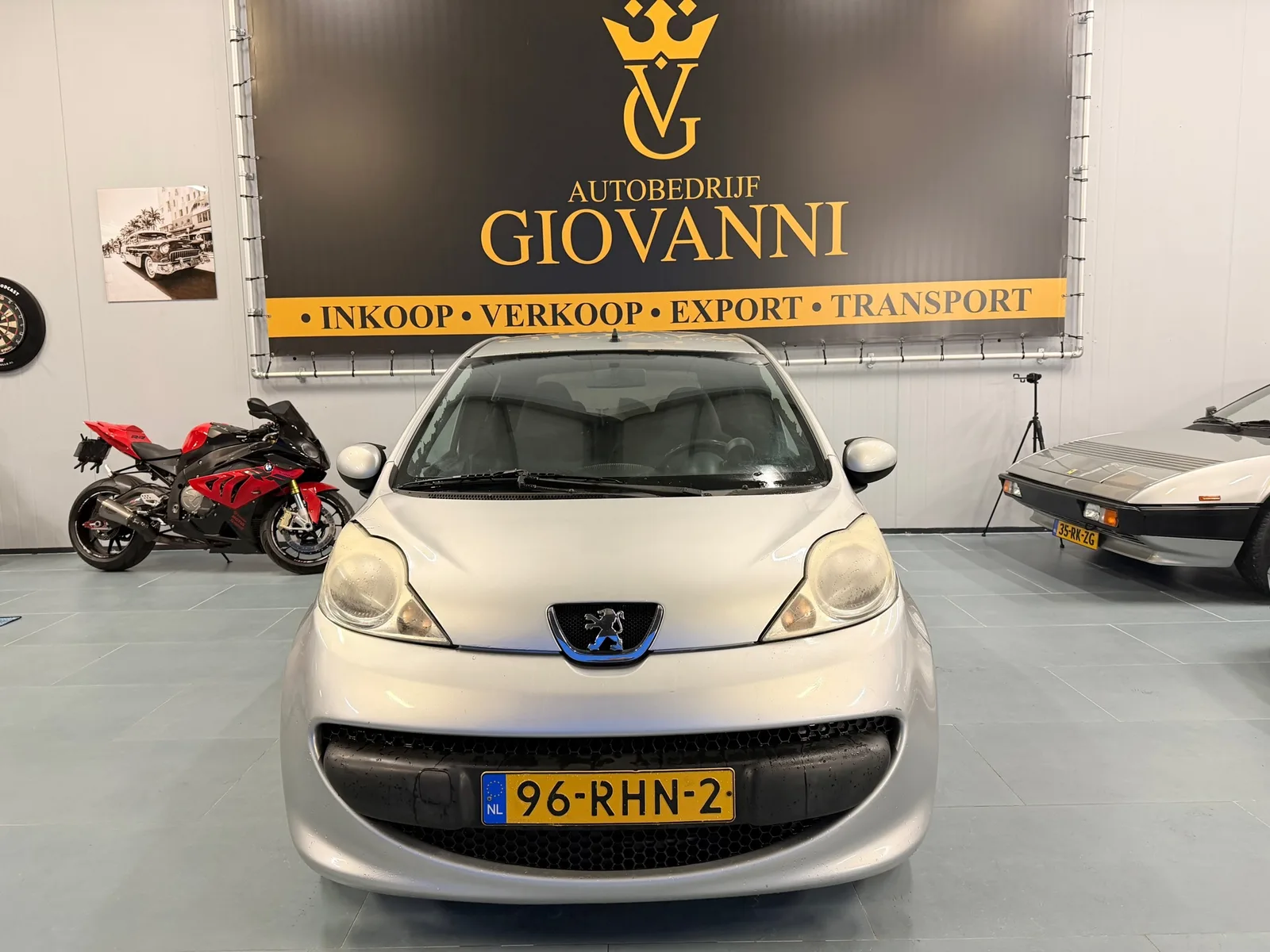 Peugeot 107 (2006) — foto 1