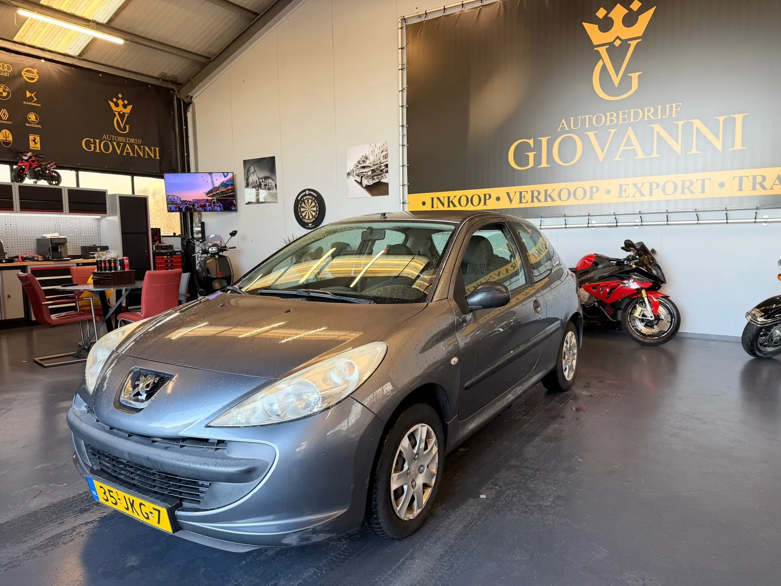 Peugeot 206 (2009) — foto 1
