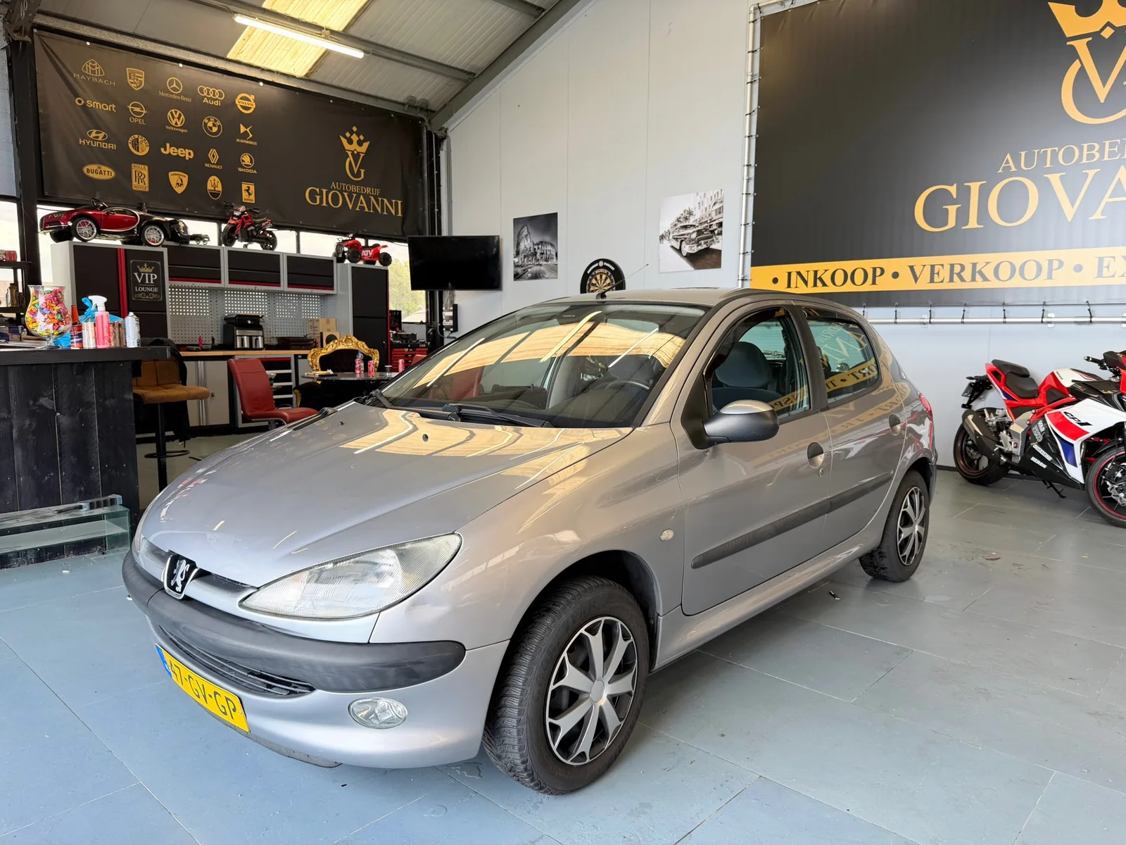 Peugeot 206 (2001) — foto 1