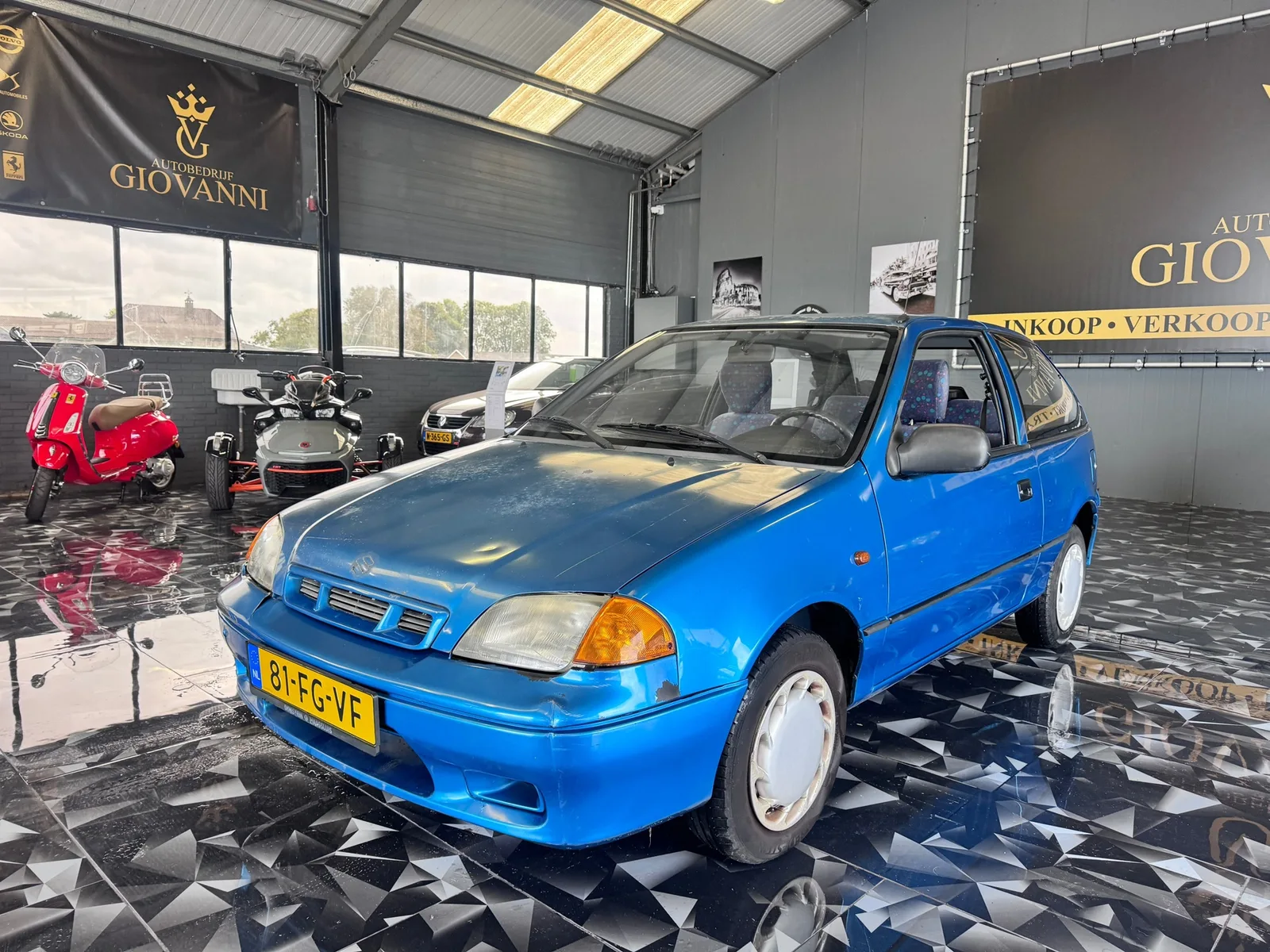 Suzuki Swift (2000) — foto 1