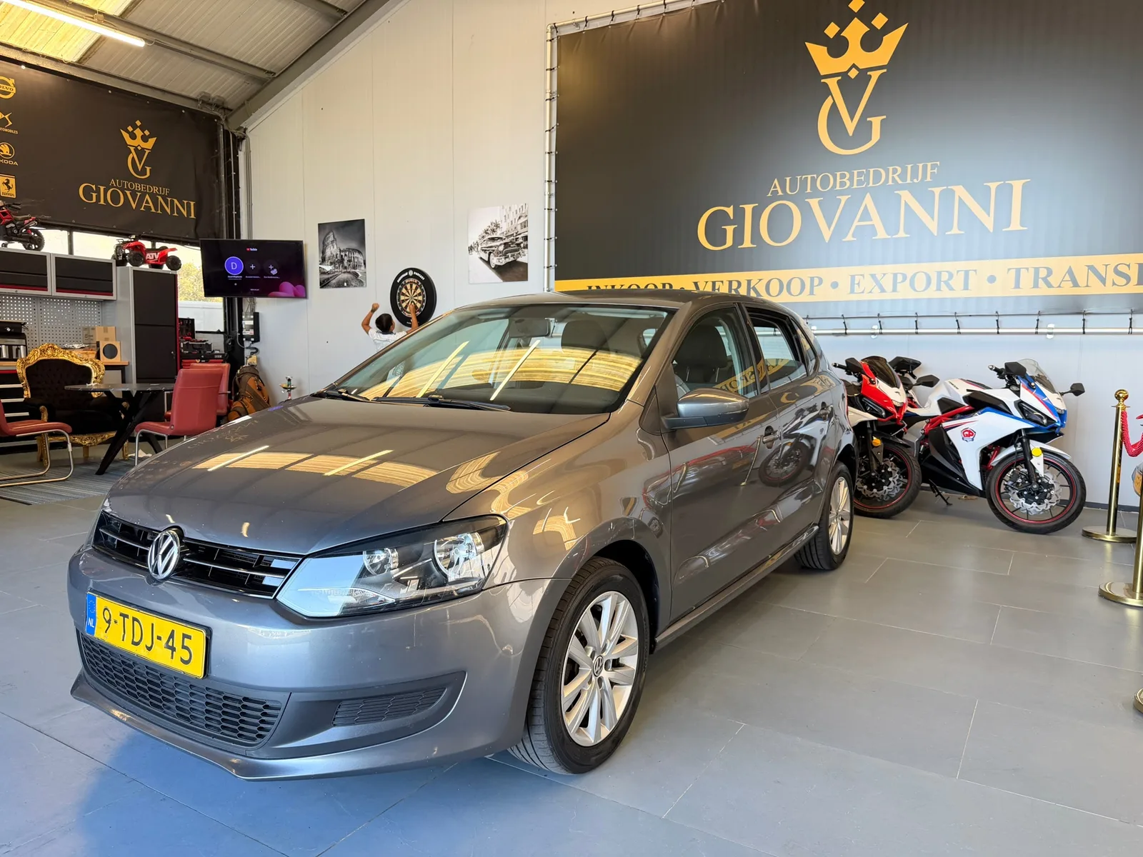 Volkswagen Polo (2014) — foto 1