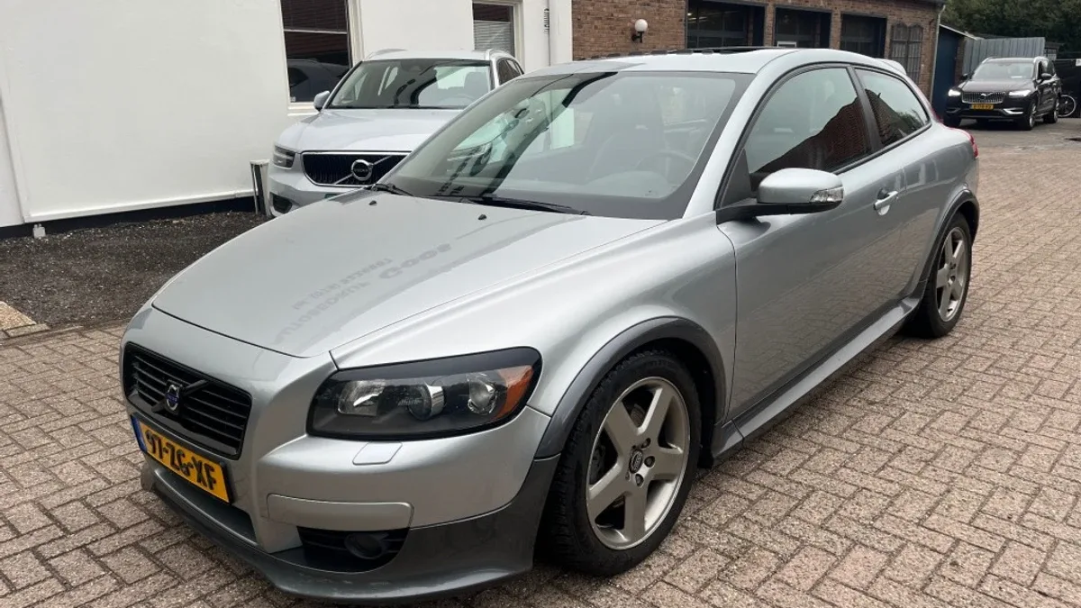 Volvo C30 (2008) — foto 1