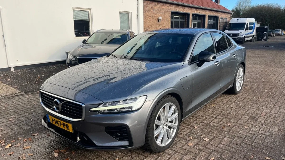 Volvo S60 (2020) — foto 1