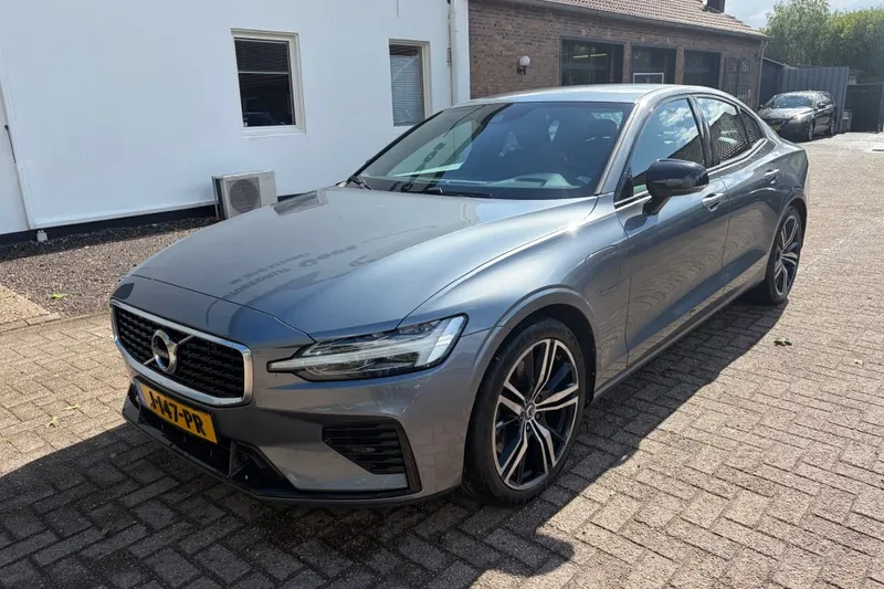Volvo S60 (2020)