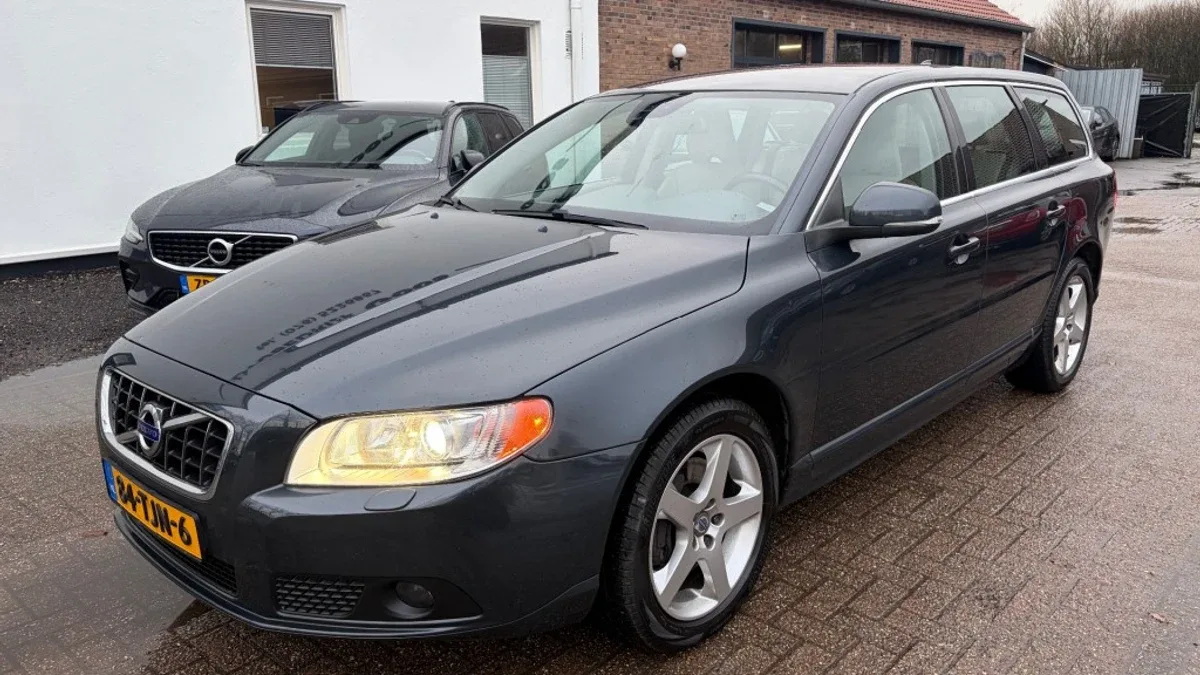 Volvo V70 (2012) — foto 1