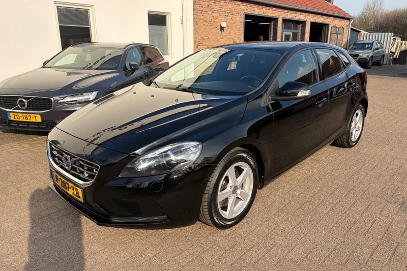 Volvo V40 (2014)