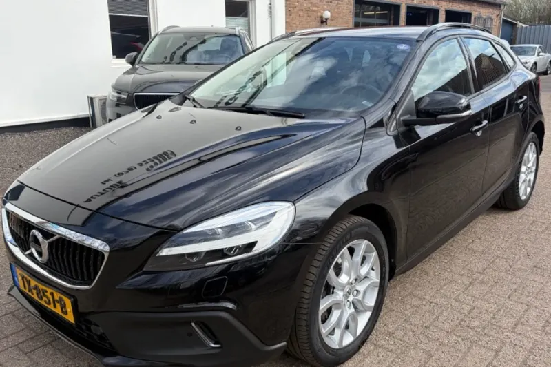 Volvo V40 (2017)