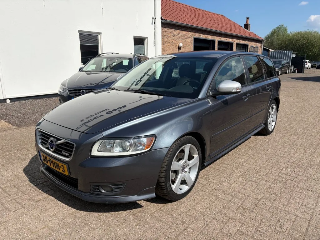Volvo V50 (2011) — foto 1