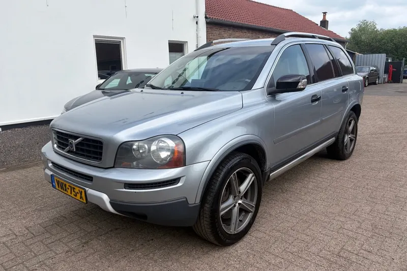 Volvo XC90 (2008)