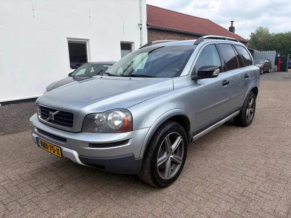 Volvo XC90 (2008) — foto 1