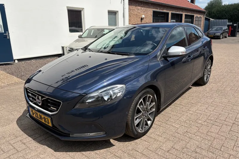 Volvo V40 (2013)