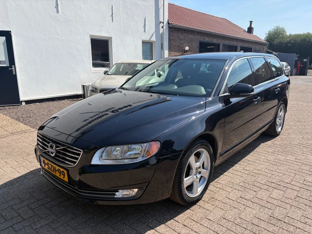 Volvo V70 (2014) — foto 1